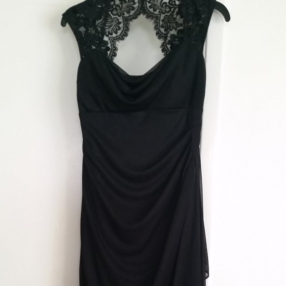 Xscape Gown - Size 4 - Picture 1 of 10